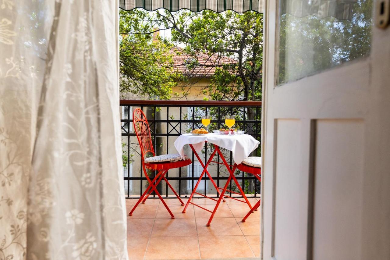 Apartament Garden View *
